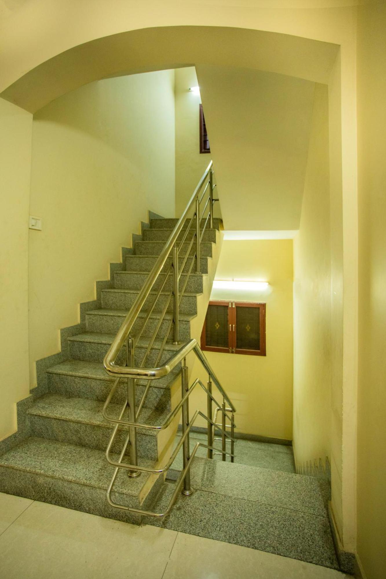 Its South East Residency Hotel Chennai Eksteriør billede